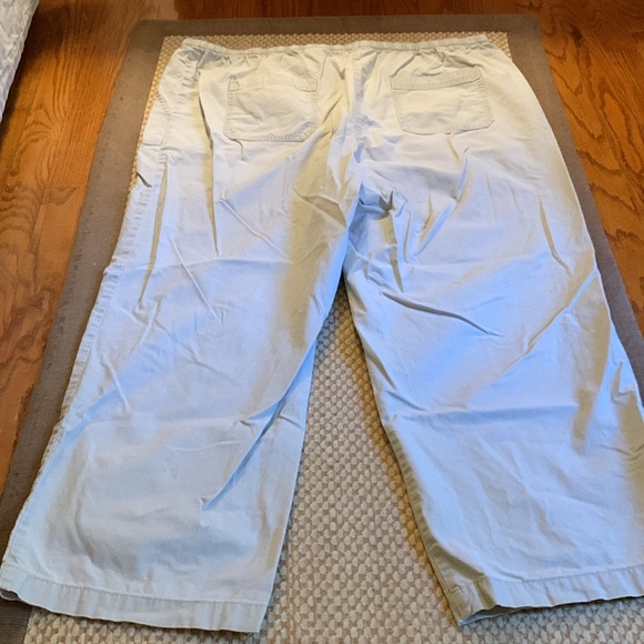 LL Bean khaki pants - Picture 2 of 2